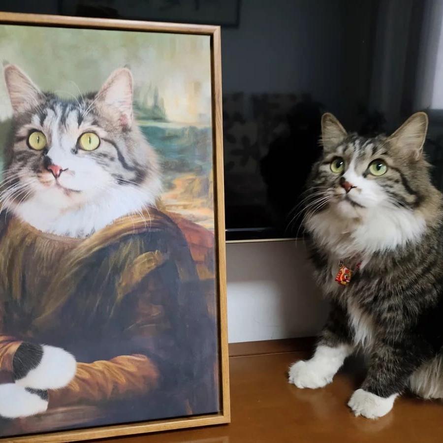 Royal Pet Portrait - The Mona Lisa